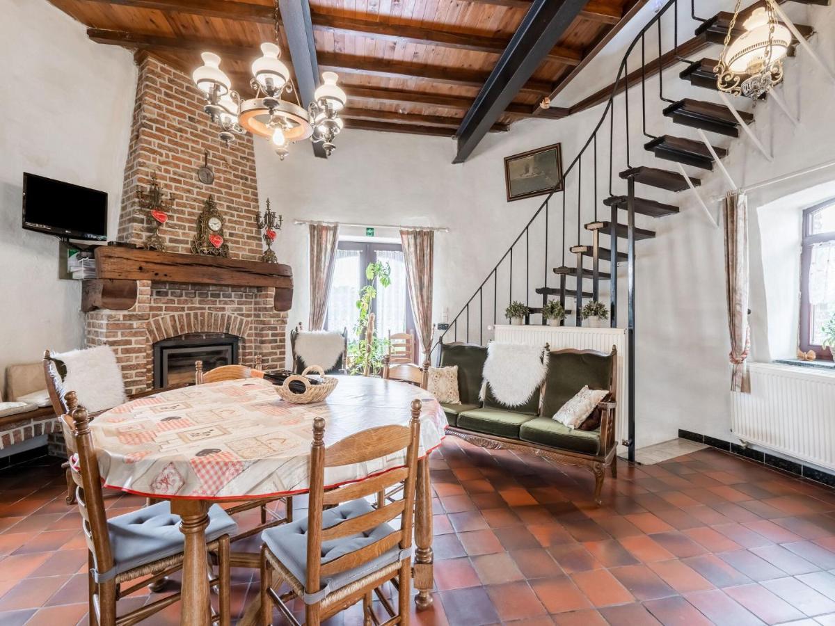 Stunning Holiday Home In Oombergen With Terrace And Garden Zottegem Exteriör bild
