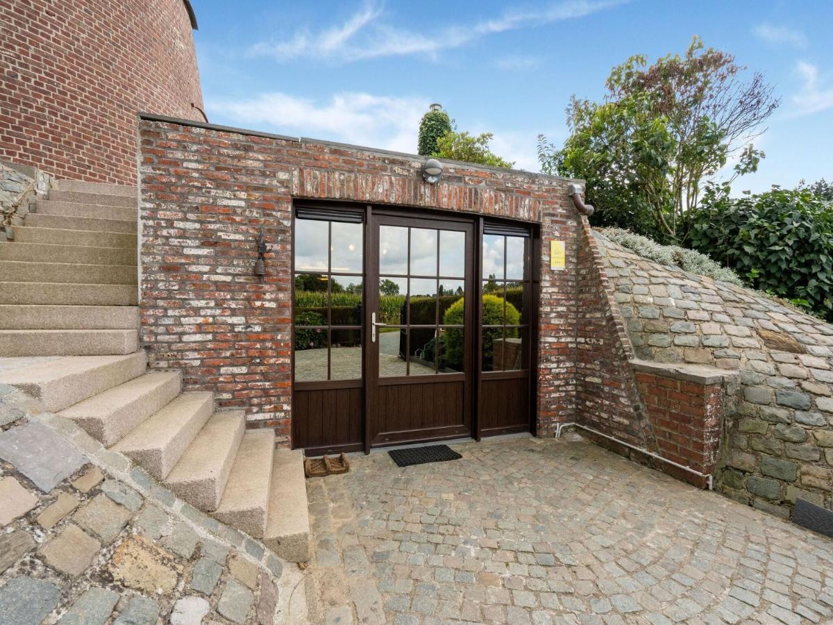Stunning Holiday Home In Oombergen With Terrace And Garden Zottegem Exteriör bild
