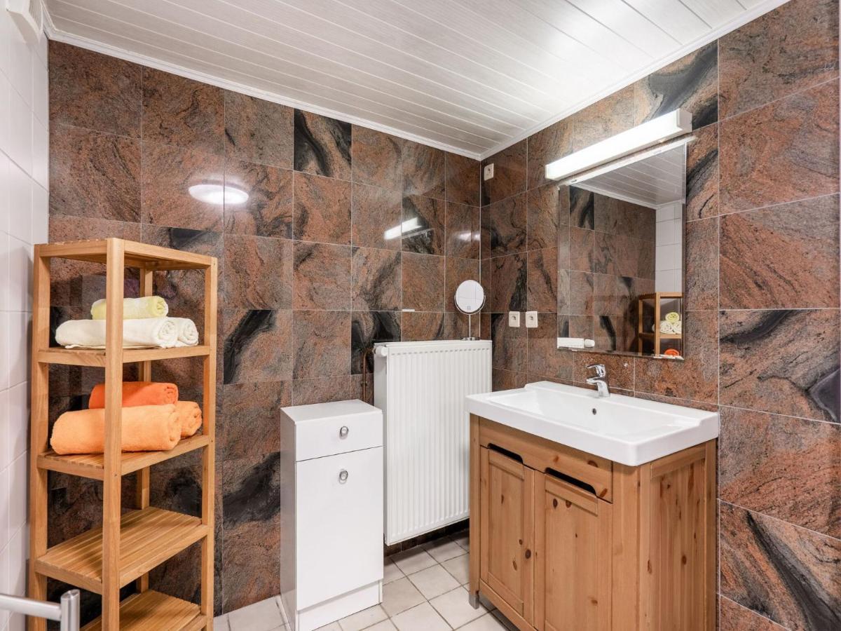 Stunning Holiday Home In Oombergen With Terrace And Garden Zottegem Exteriör bild