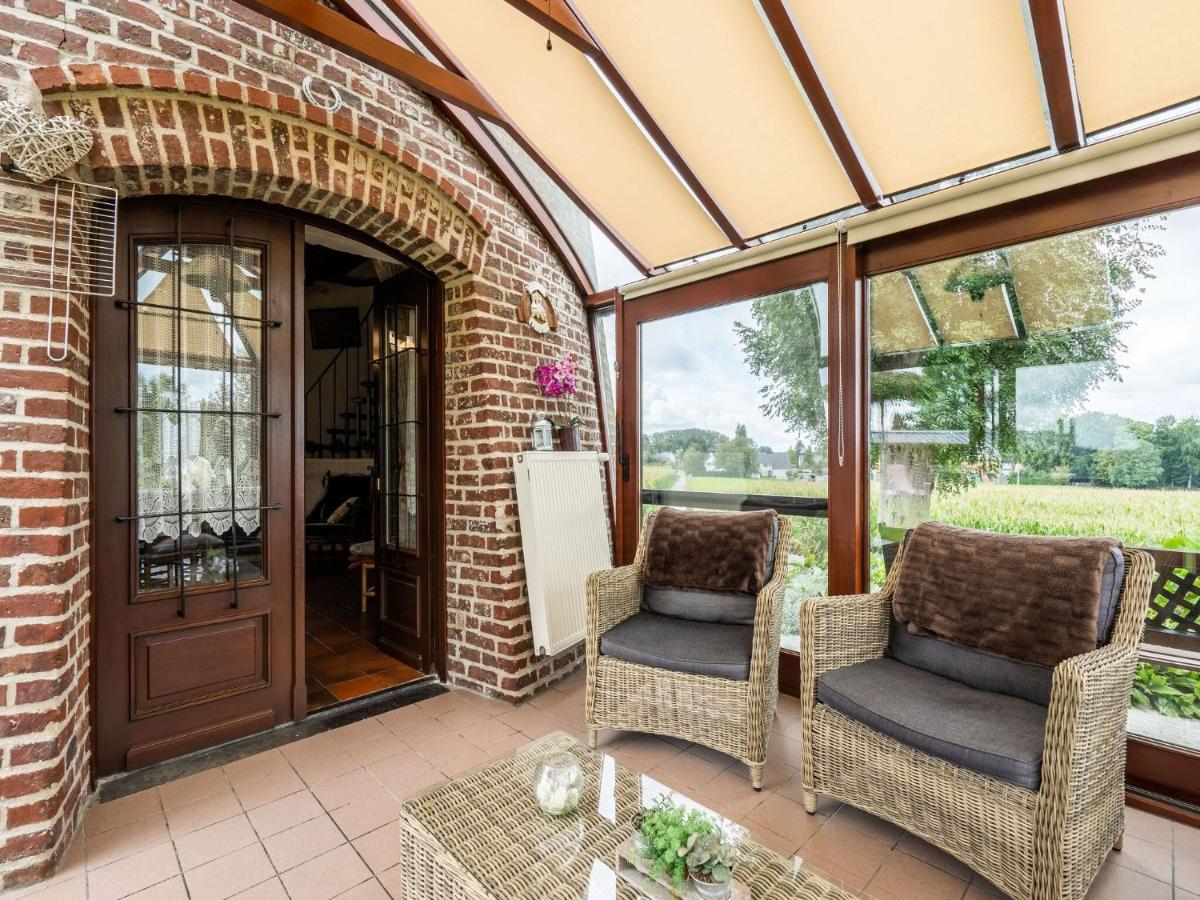 Stunning Holiday Home In Oombergen With Terrace And Garden Zottegem Exteriör bild